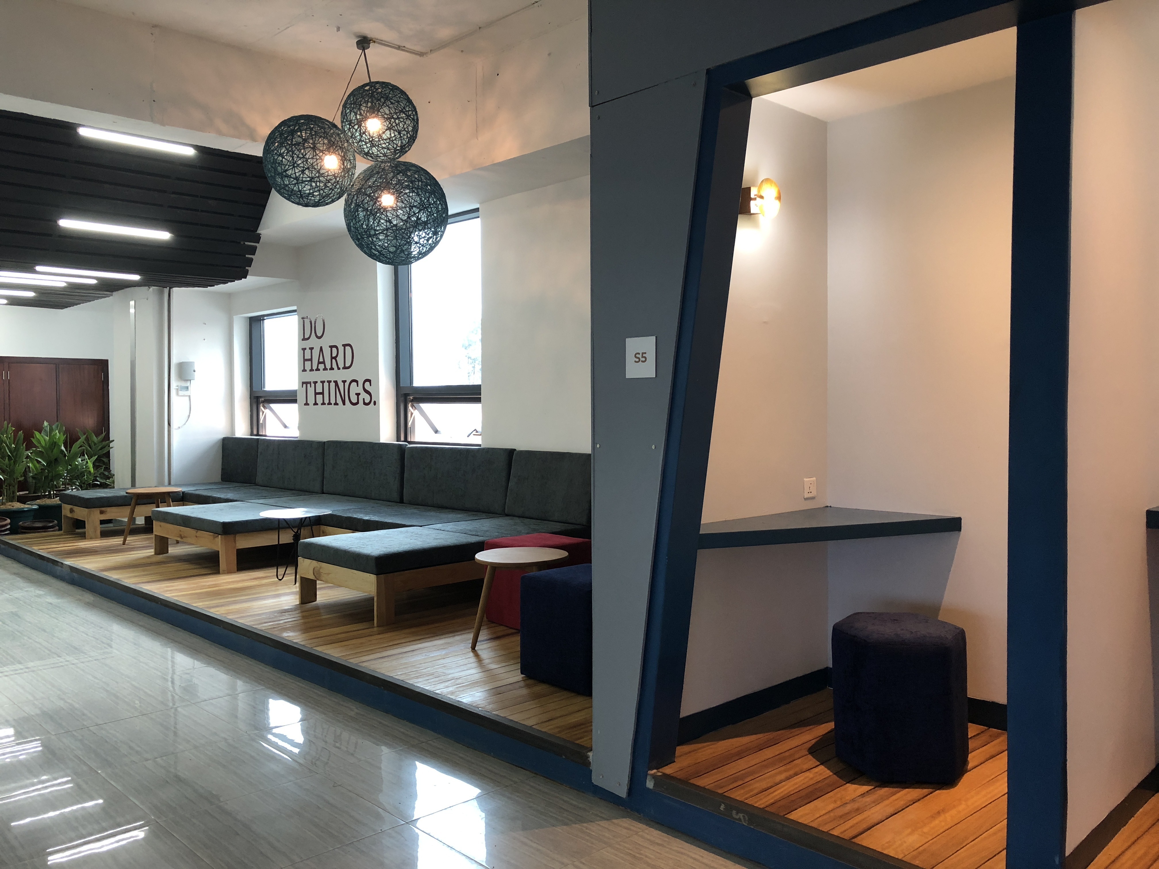 Interior sitting area of ALU Kigali Heights. Copyright - Iwan Baan