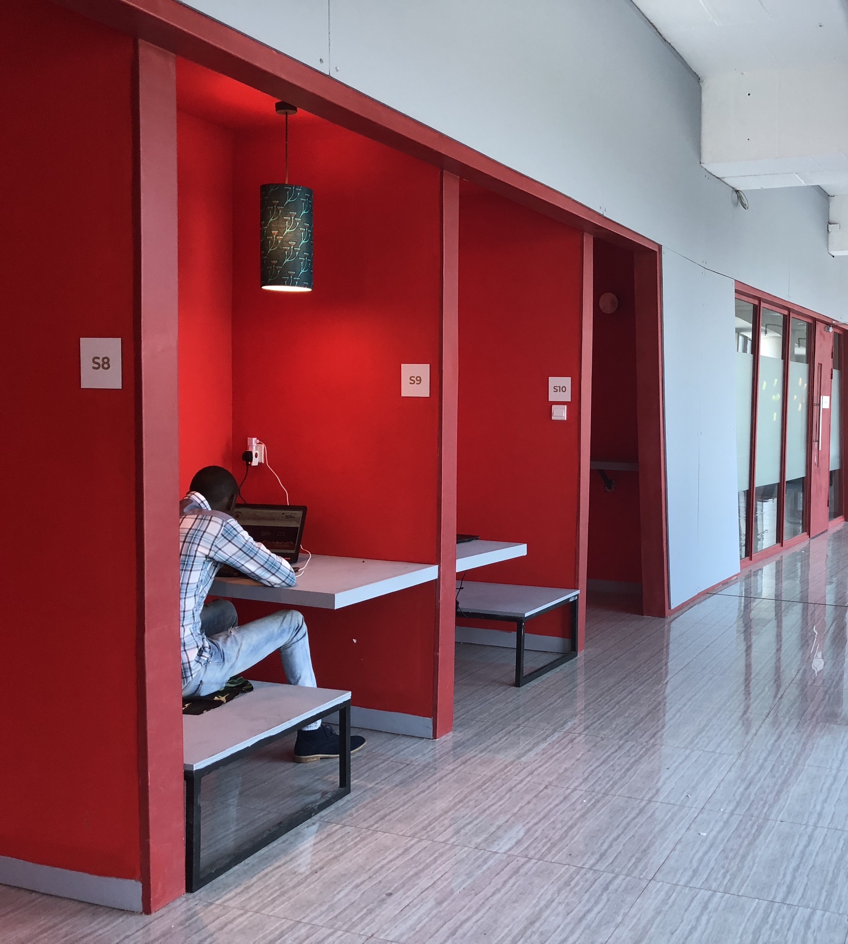 Study Alcove in ALU Kigali Heights. Photo Copyright - Iwan Baan