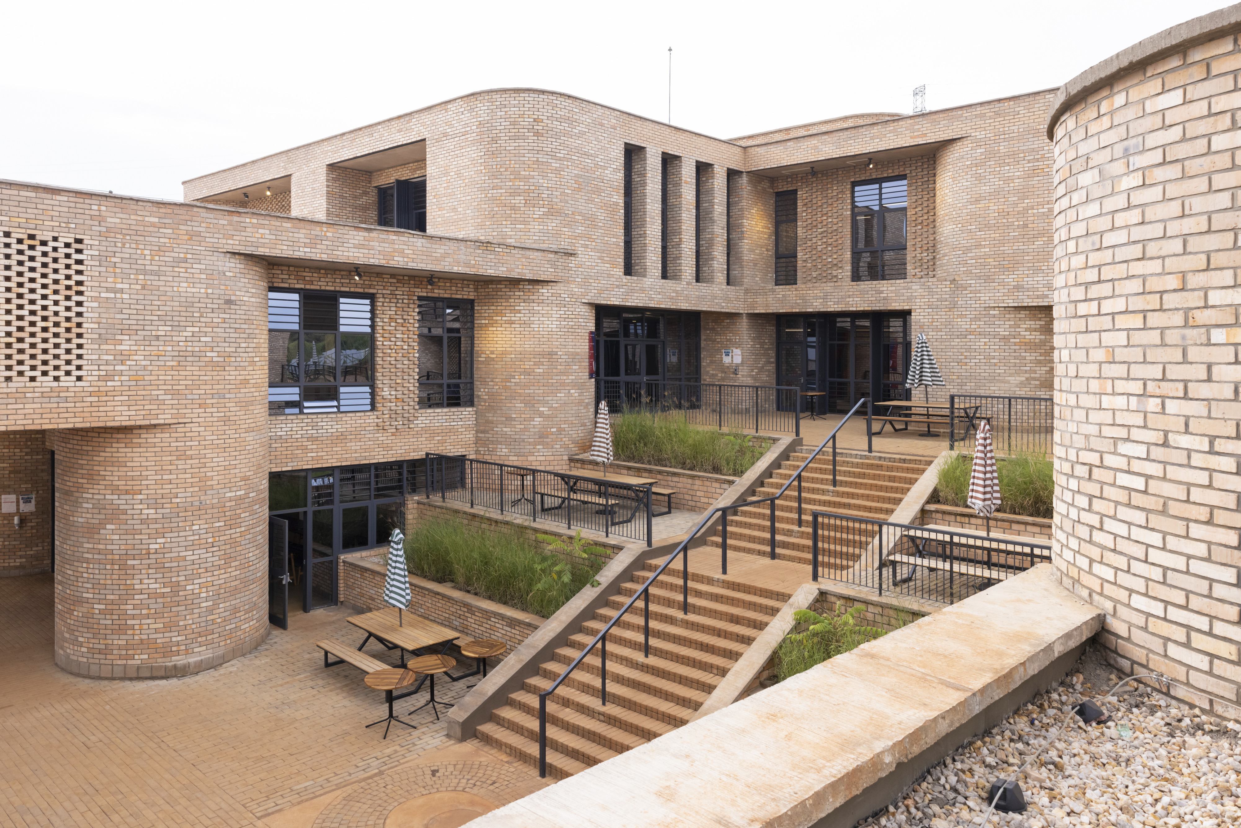 ALU Campus Courtyard