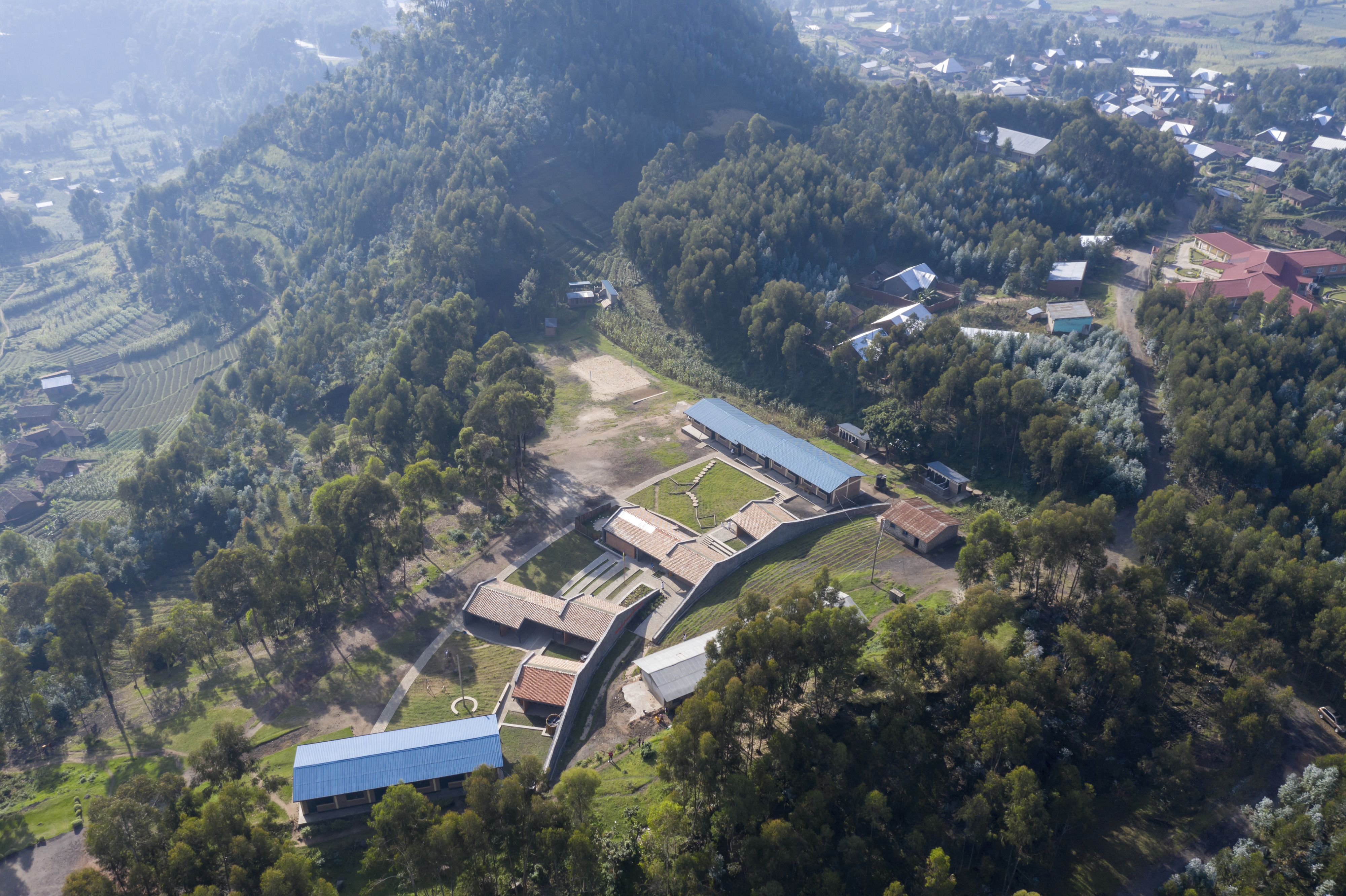 Aerial of Ruhehe Primary School, Copyright Iwan Baan