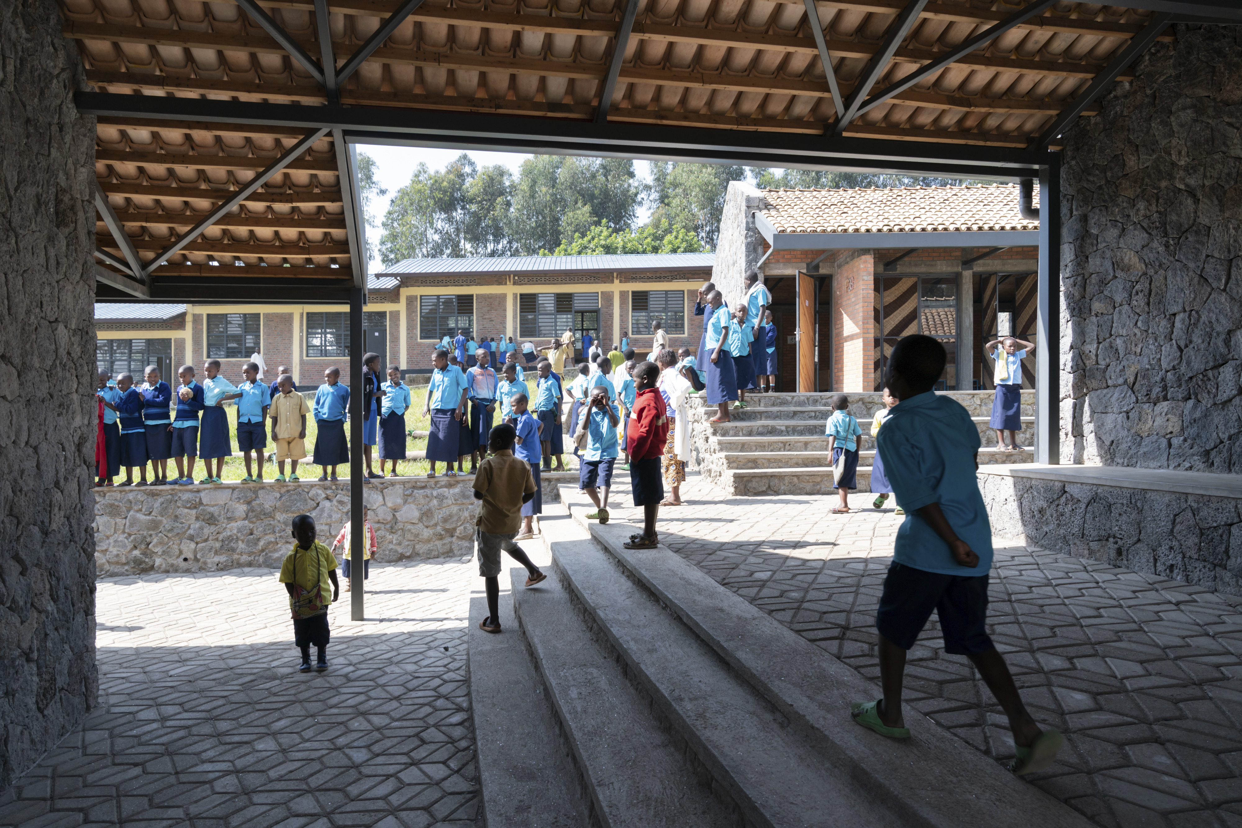 Breezeway at Ruhehe Primary School, Copyright Iwan Baan